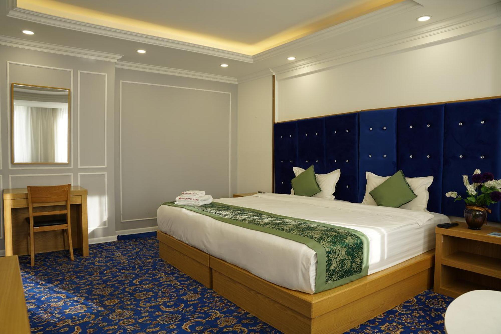 אולן בטור Ub Grand Hotel מראה חיצוני תמונה